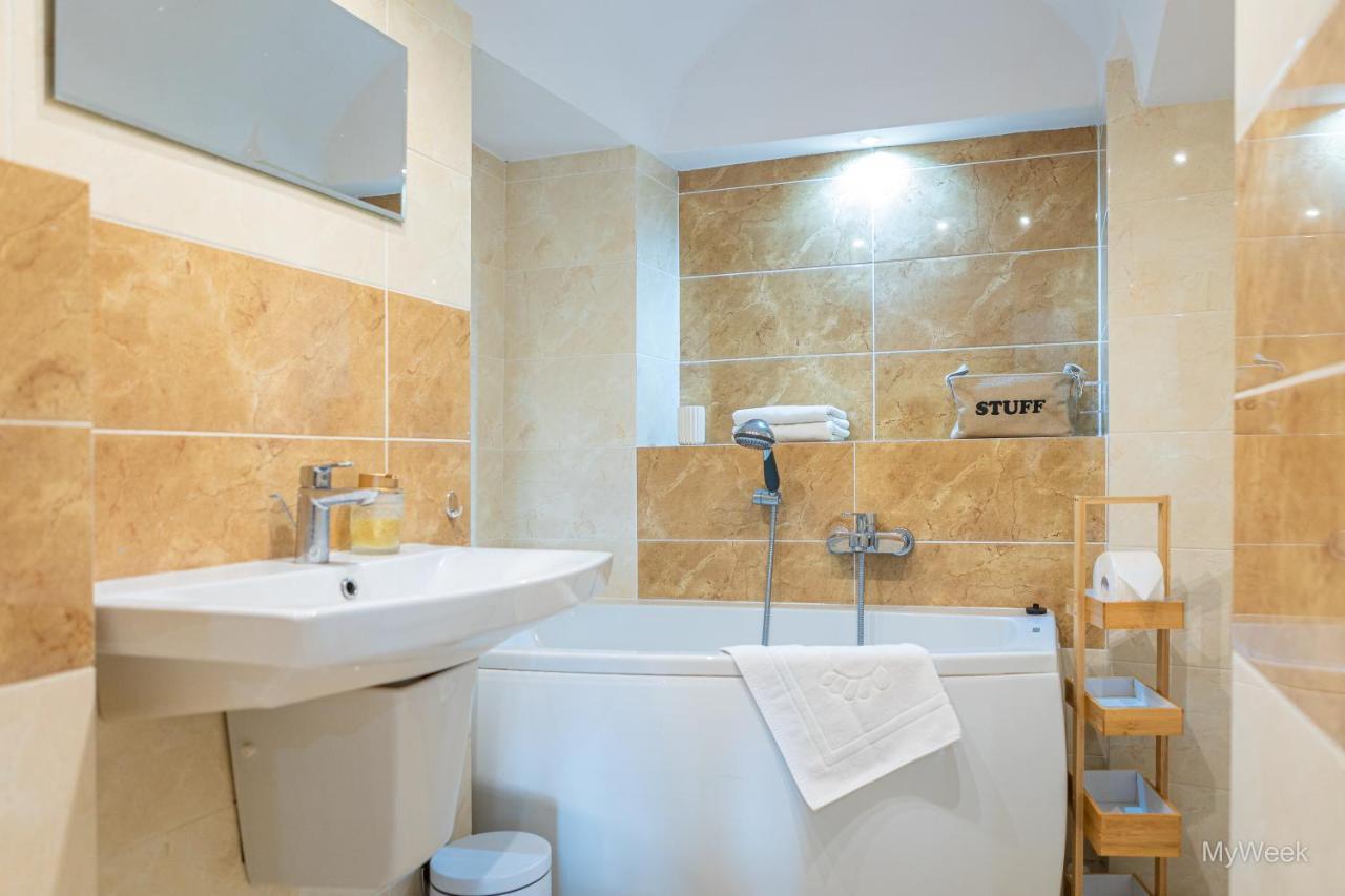 Apartament Z Historia, Klahra Myweek Lądek-Zdrój Buitenkant foto
